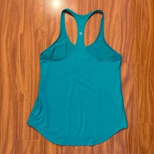 Lululemon teal singlet